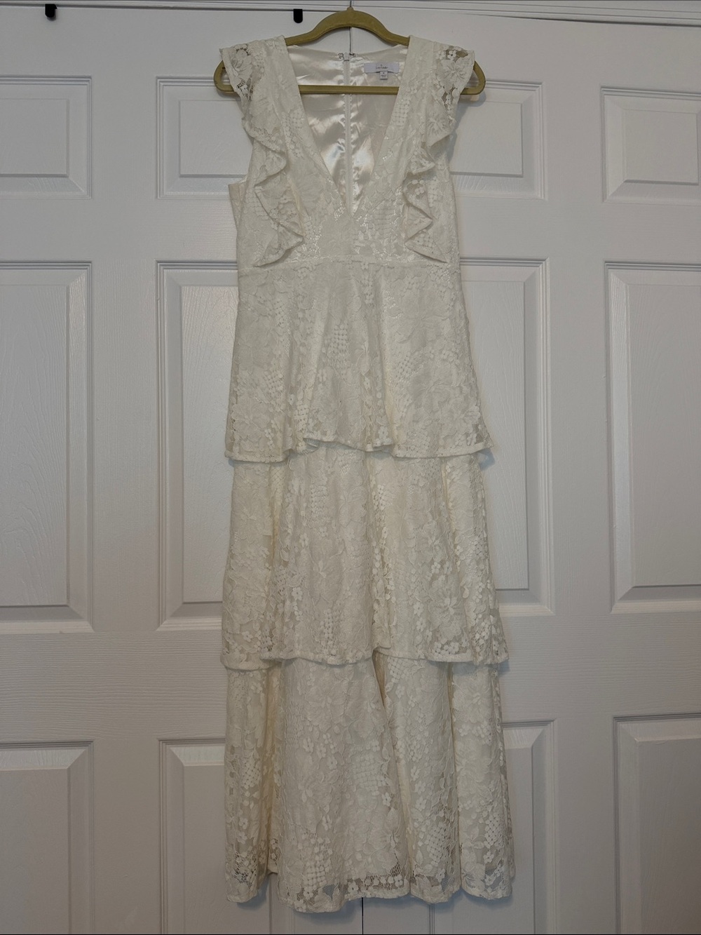 Lulu's Ivory Lace Tiered Midi Dress with V-Neck Ruffle Shoulders